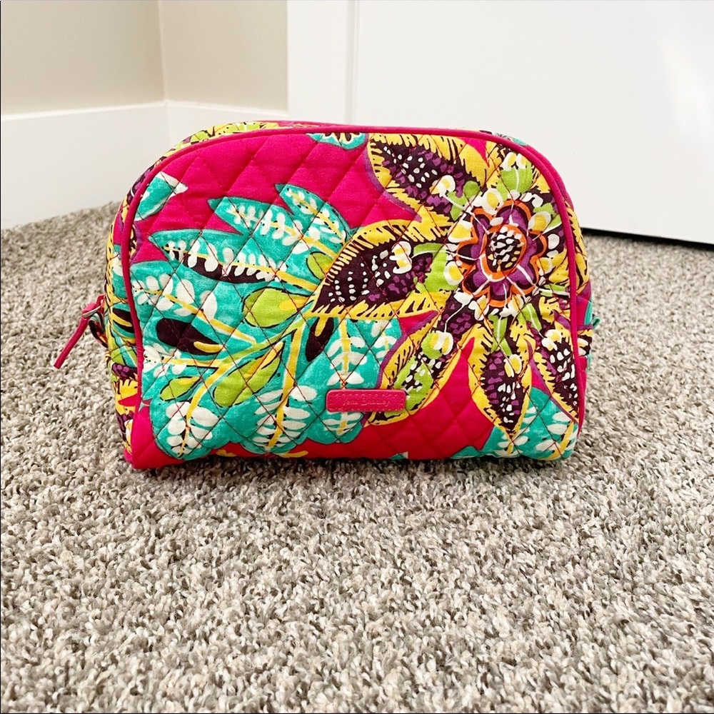 Vera Bradley large zip cosmetic bag